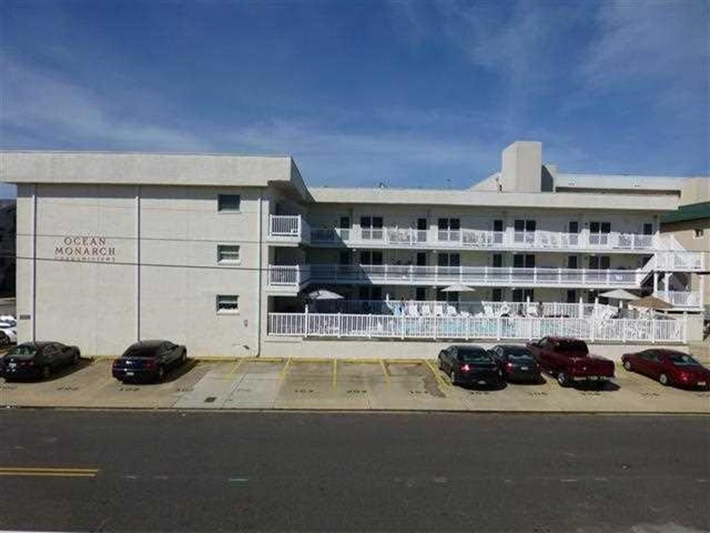 501 EAST 3RD AVENUE OCEAN MONARCH 102 NORTH WILDWOOD RENTALS at ISLAND REALTY GROUP